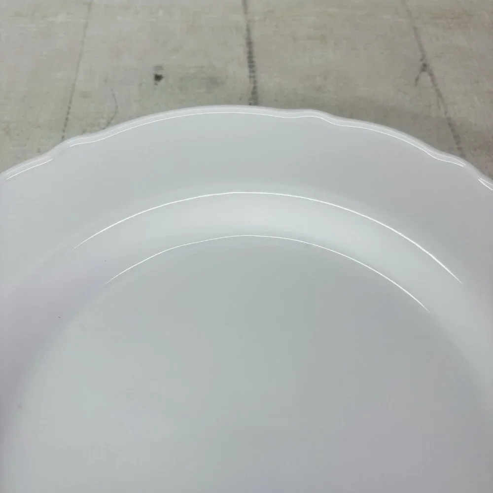 Ikea of Sweden UPPLAGA 21986 White Scalloped Porcelain Lunch Salad Plates Set 2